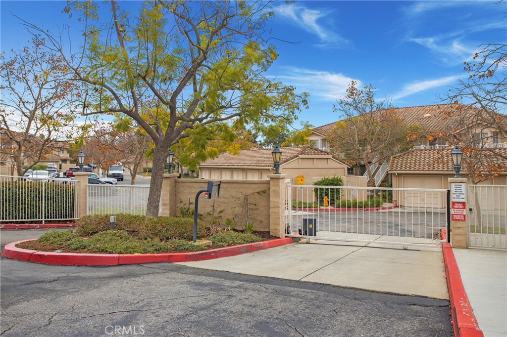 19801 Meadow Ridge Drive 22