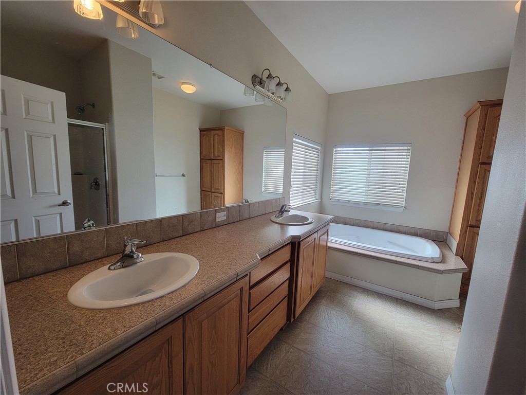 525 N Gilbert Street 126