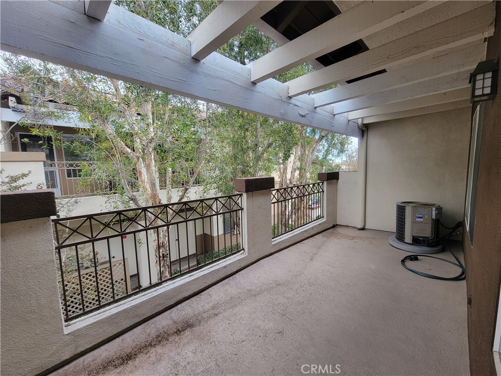 2388 Sunningdale Drive