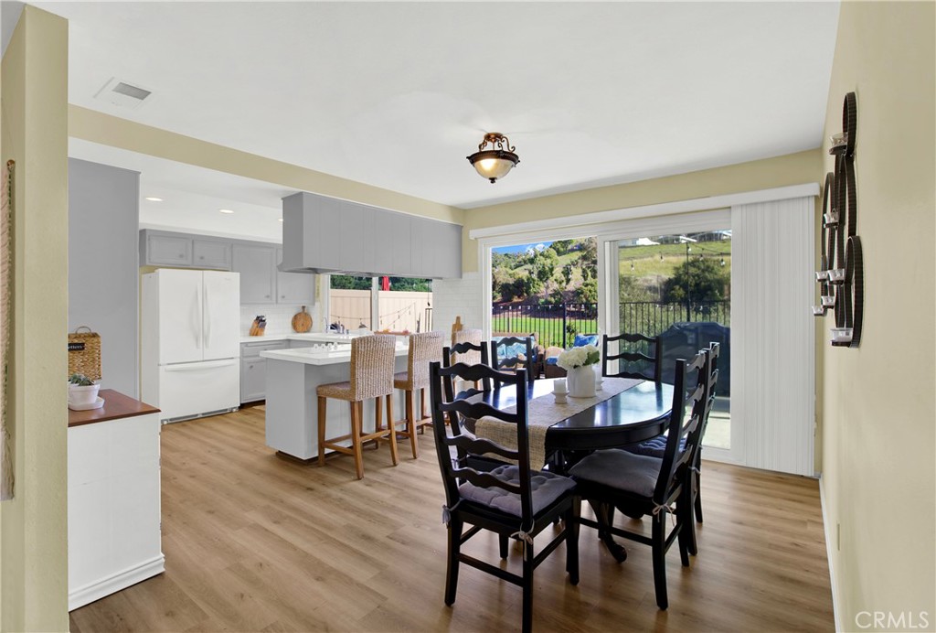 856 Camino de Los Mares