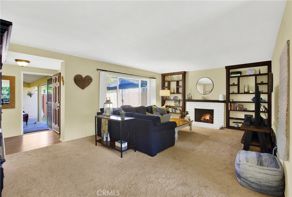 856 Camino de Los Mares