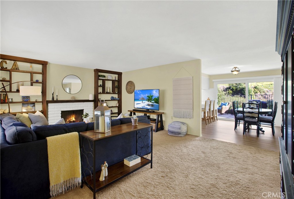 856 Camino de Los Mares