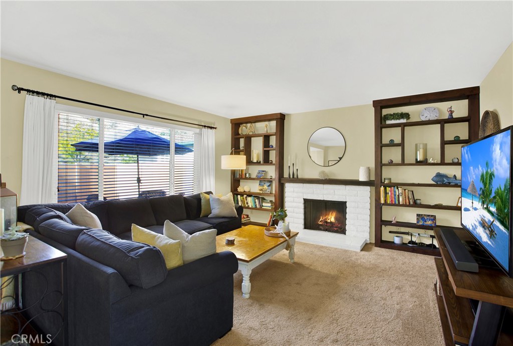 856 Camino de Los Mares