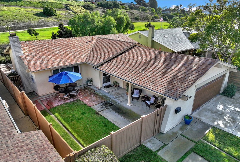 856 Camino de Los Mares