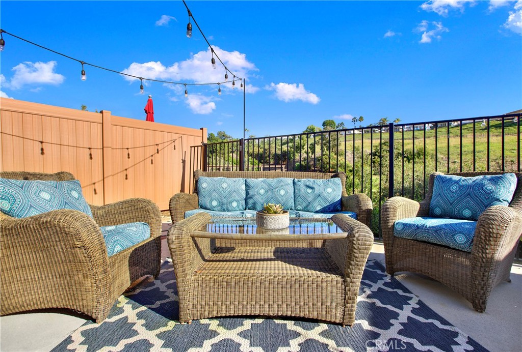 856 Camino de Los Mares