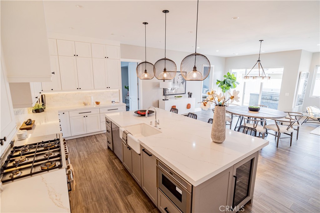 172 E Wilson Street A