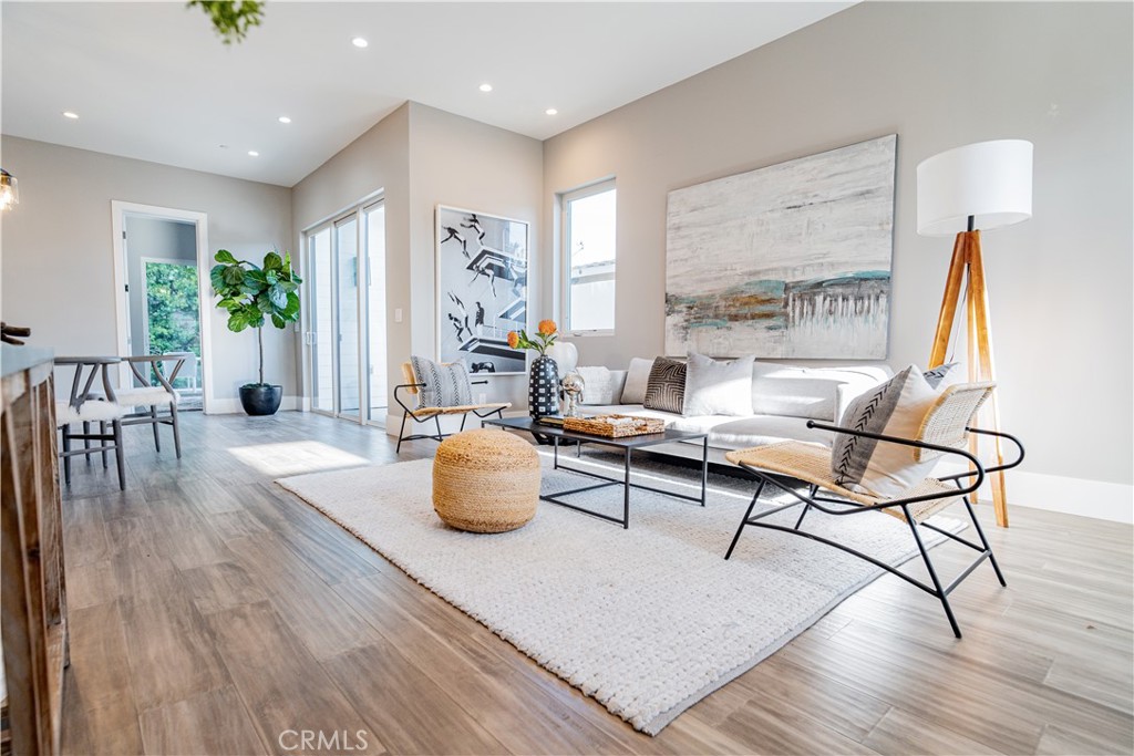 172 E Wilson Street A