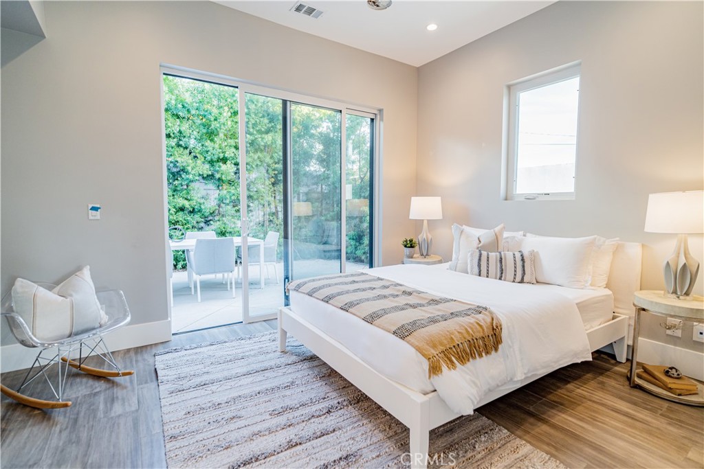 172 E Wilson Street A