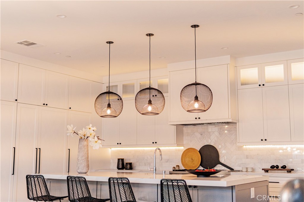 172 E Wilson Street B