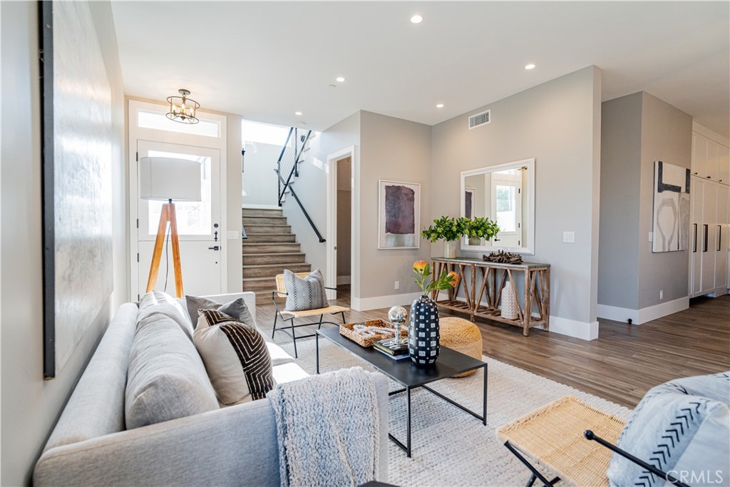 172 E Wilson Street B