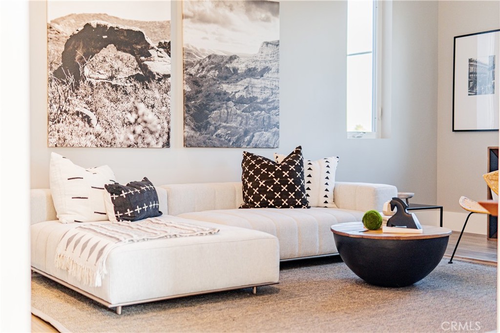 172 E Wilson Street B