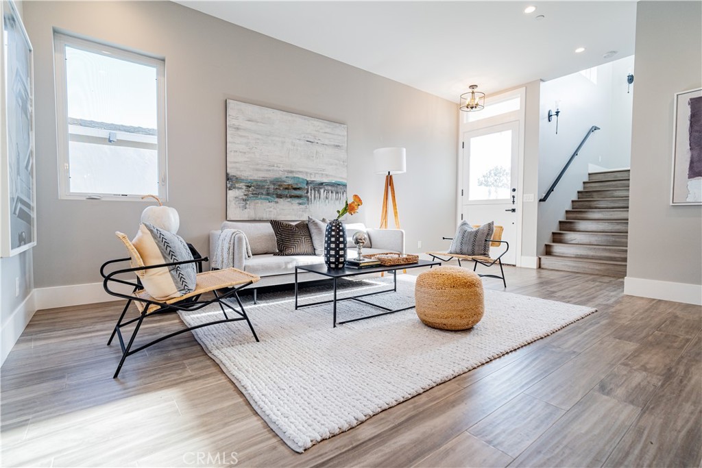 172 E Wilson Street B