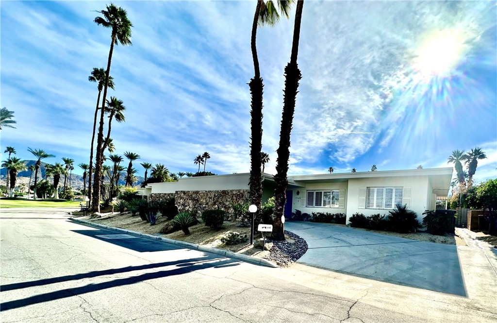 73651 Golf Course Lane C