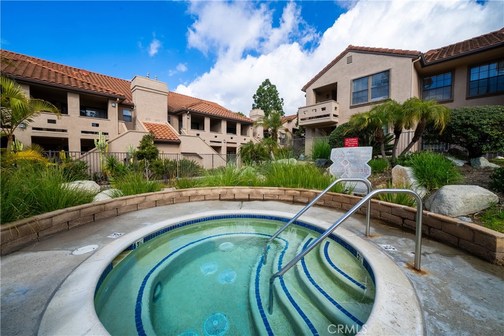 1046 Calle Del Cerro 423