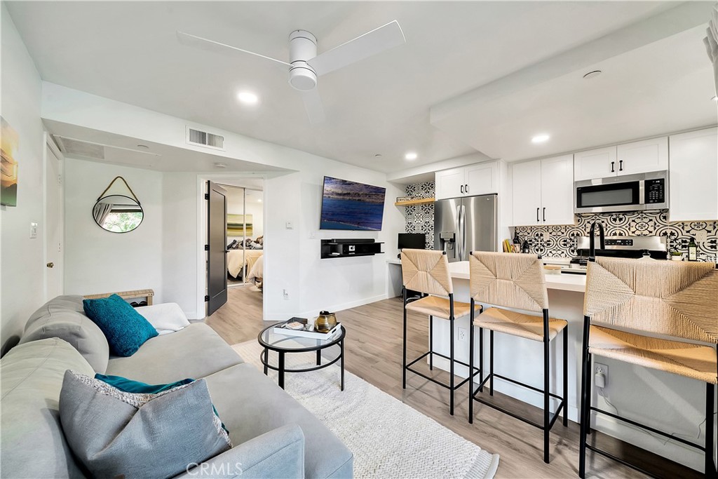 1046 Calle Del Cerro 423