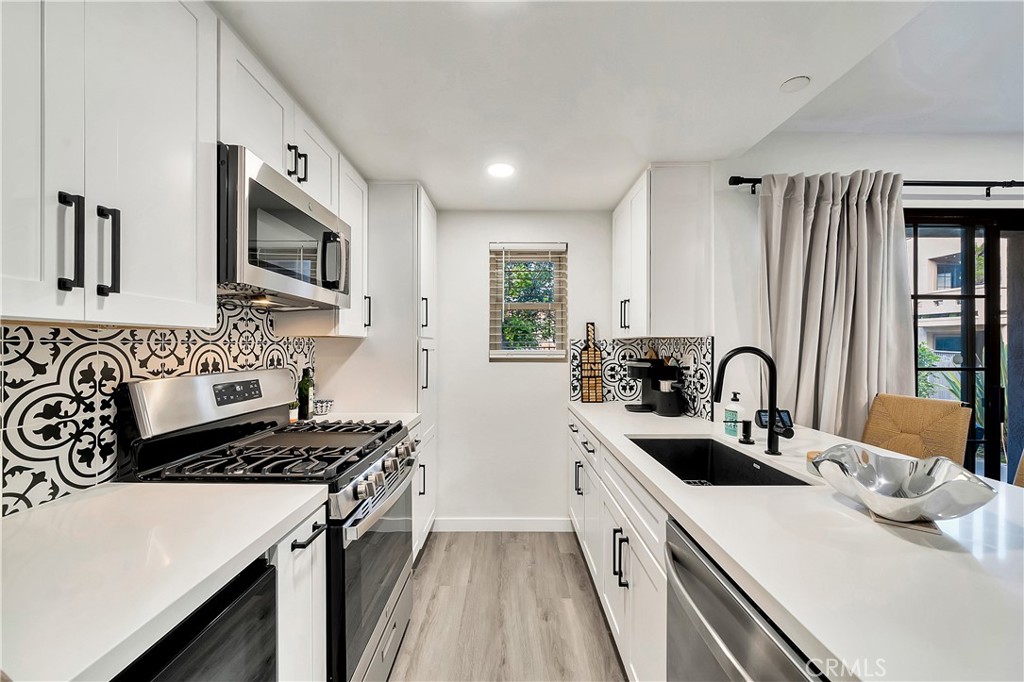 1046 Calle Del Cerro 423