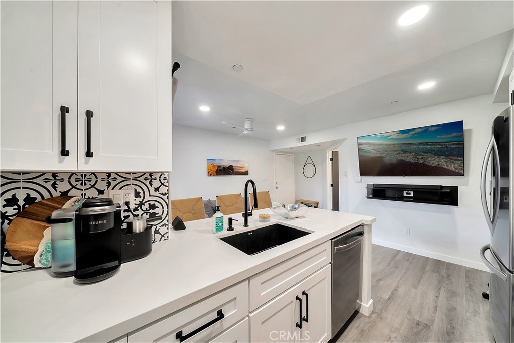 1046 Calle Del Cerro 423