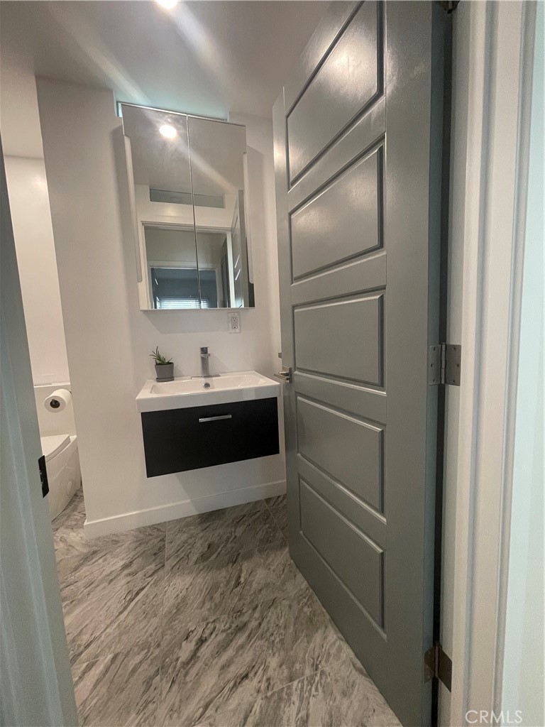 3605 Kalsman Drive 2