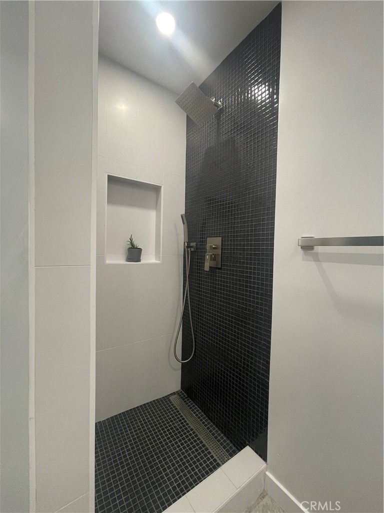 3605 Kalsman Drive 2