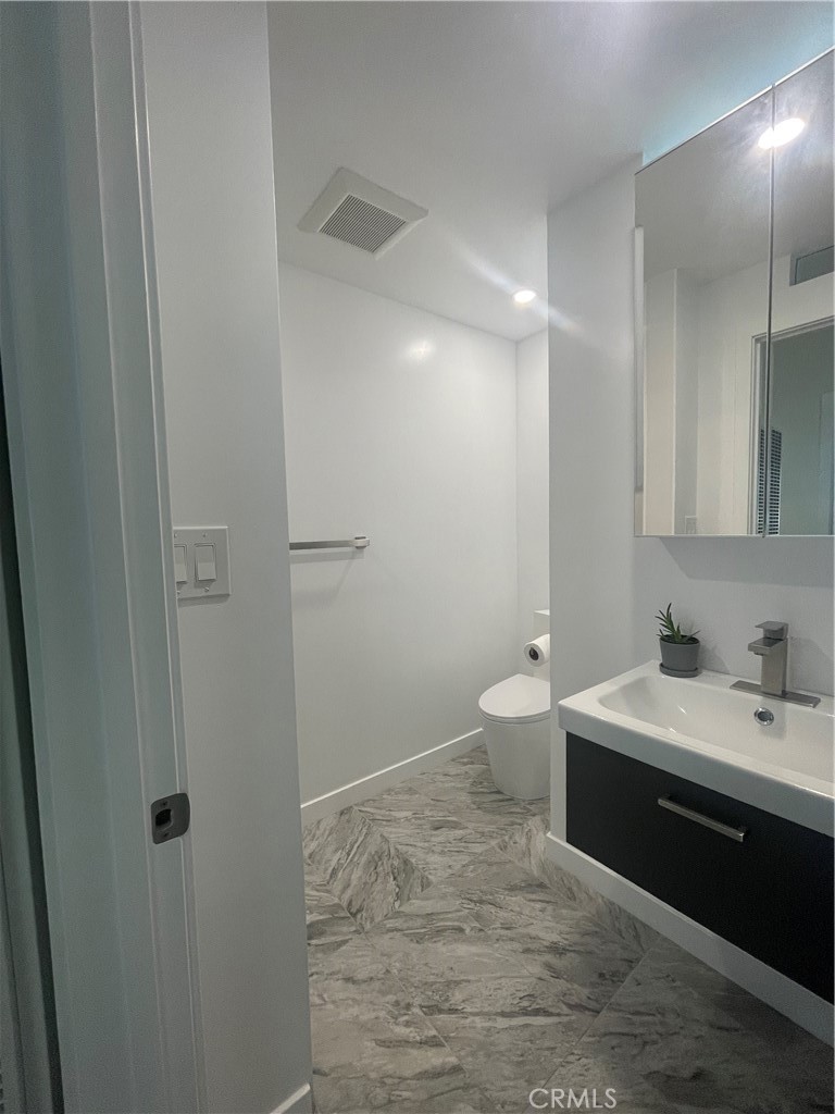 3605 Kalsman Drive 2