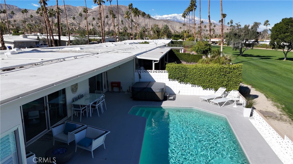 73620 Golf Course Lane C