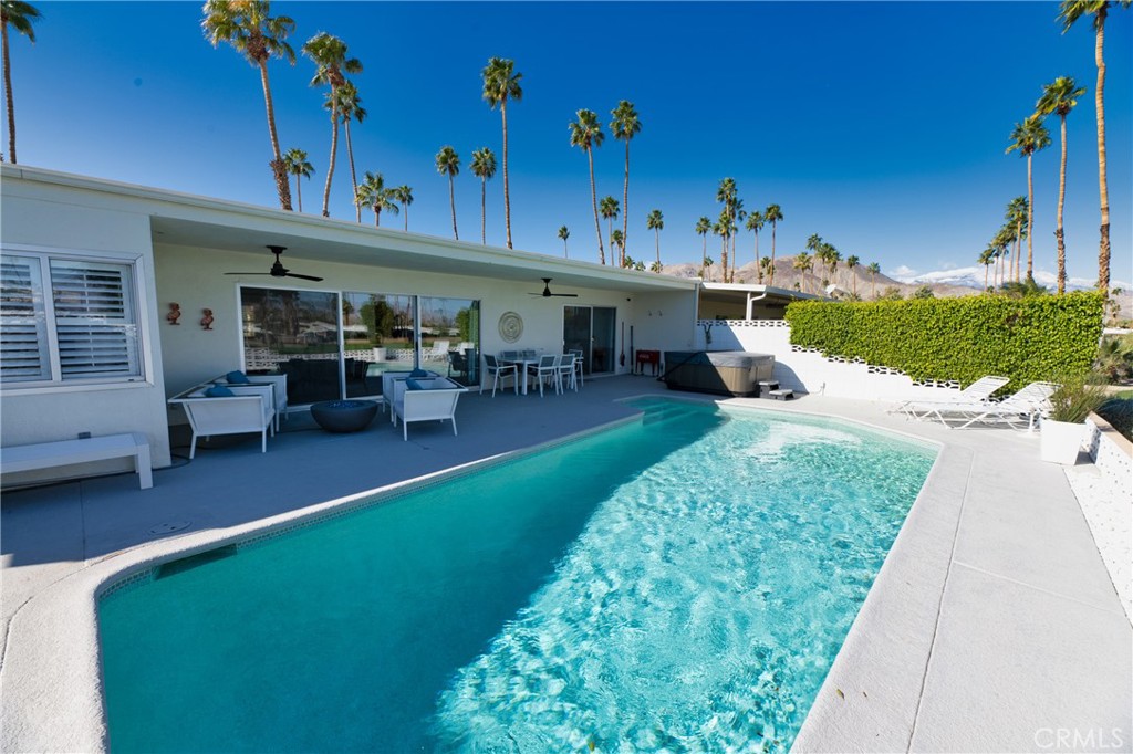 73620 Golf Course Lane C