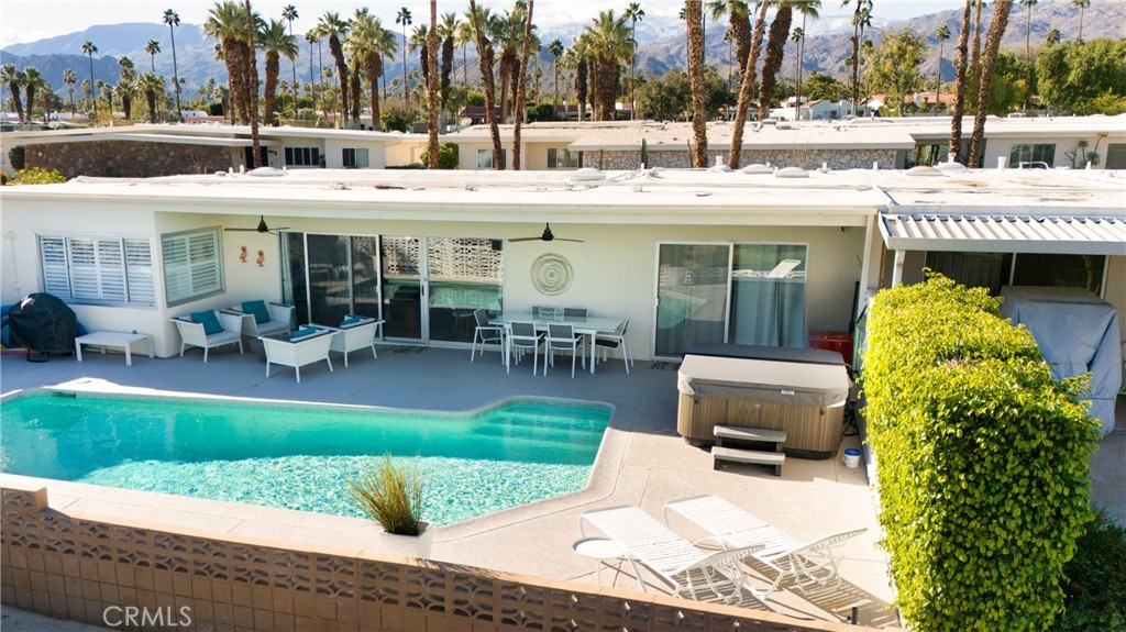 73620 Golf Course Lane C