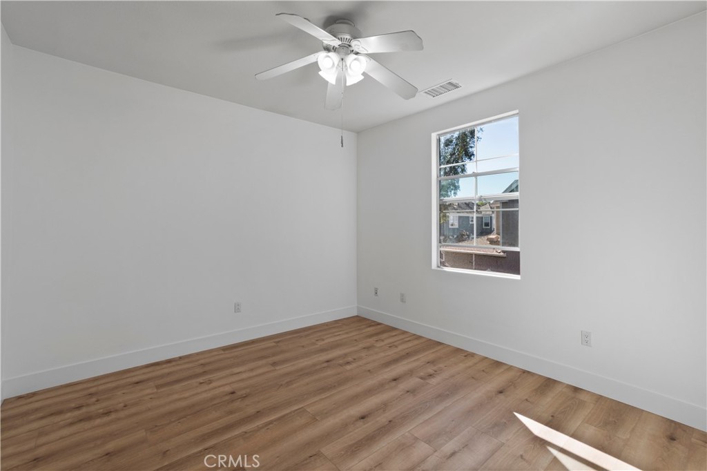 2 Winterset Street 28