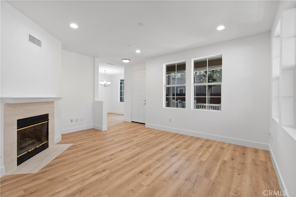 2 Winterset Street 28