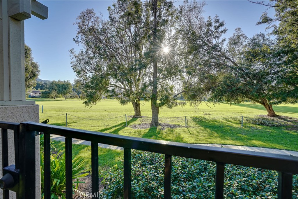 27695 Paseo Clavel 47