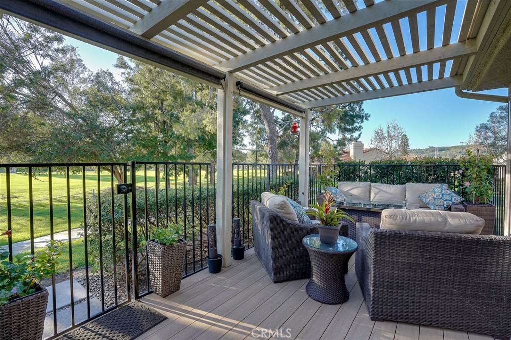 27695 Paseo Clavel 47