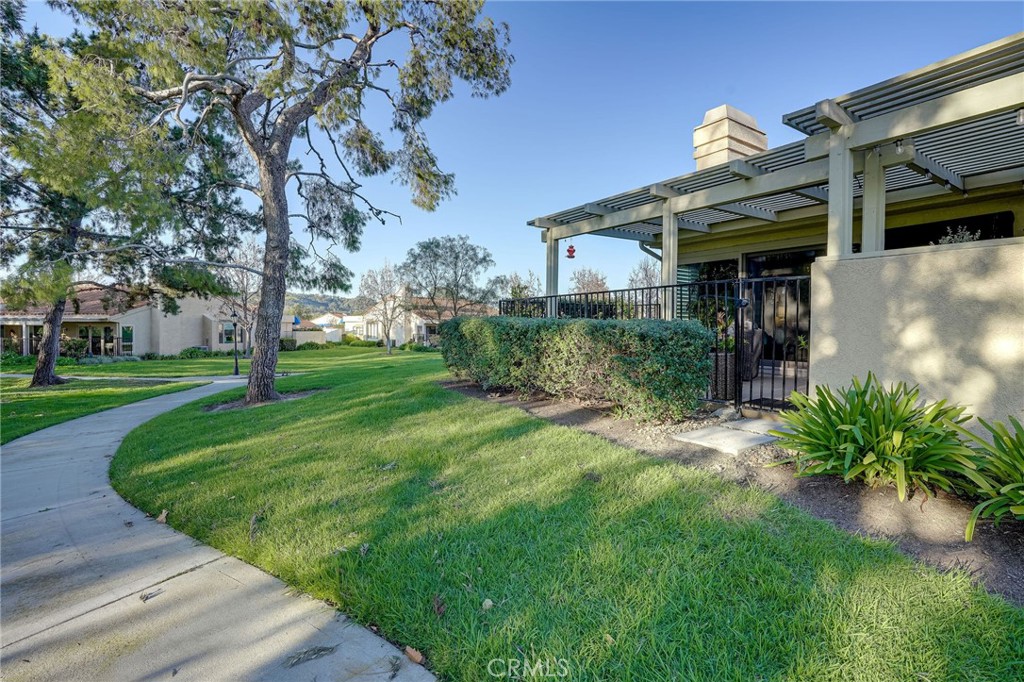 27695 Paseo Clavel 47