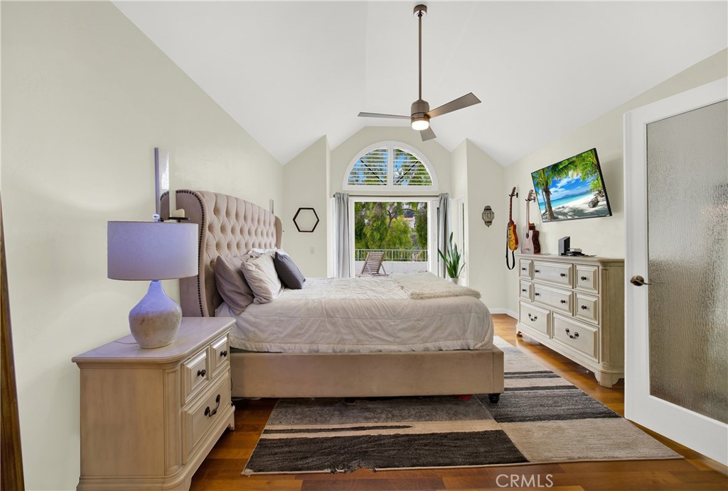 140 Avenida Mesita 15