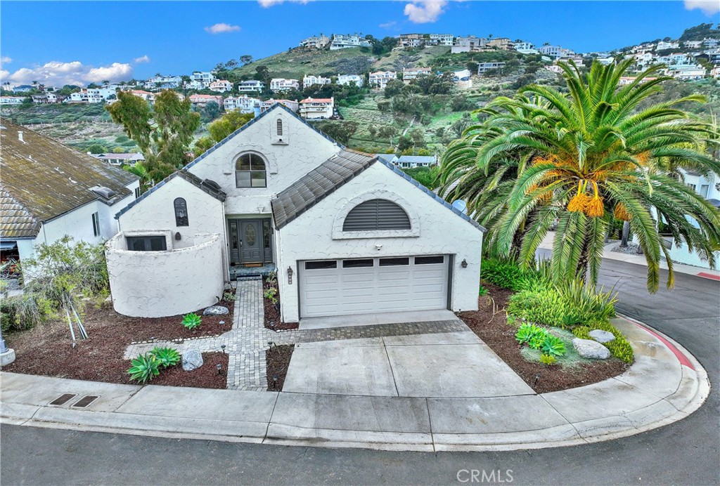 140 Avenida Mesita 15