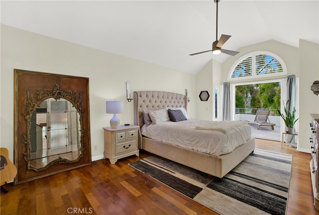 140 Avenida Mesita 15