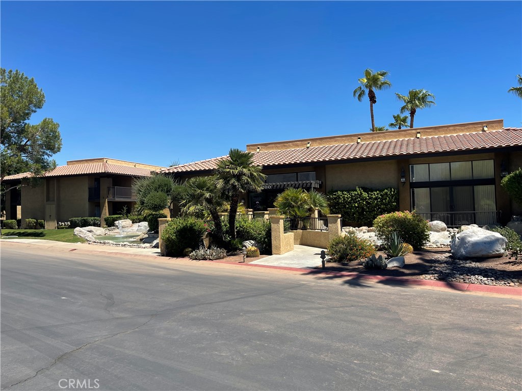 31200 Landau Boulevard 1702