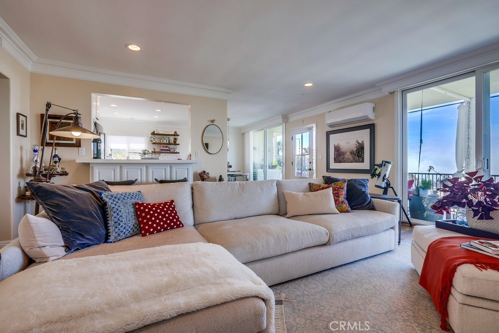 201 S La Esperanza R10