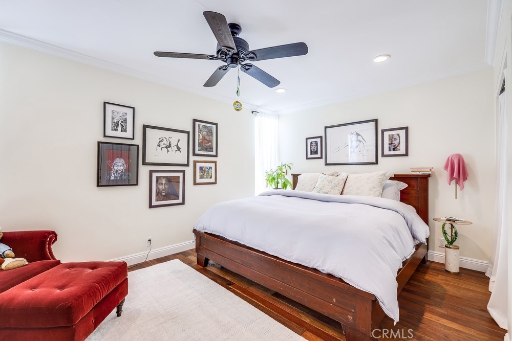 201 S La Esperanza R10