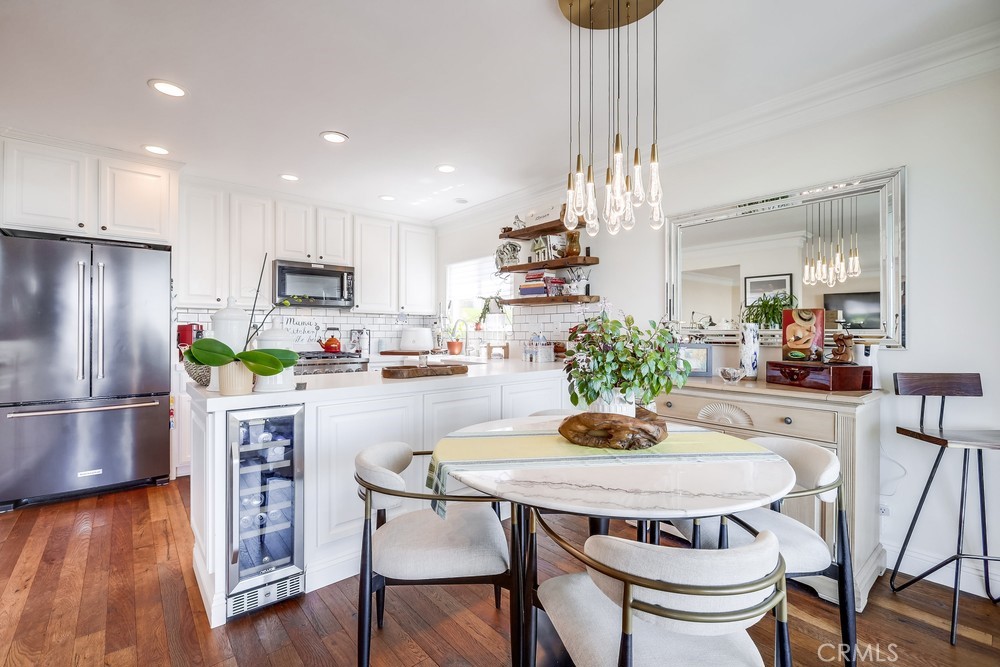 201 S La Esperanza R10