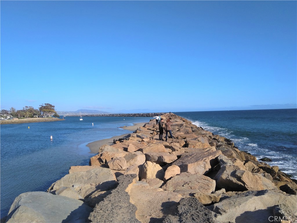 28962 De La Luna Drive