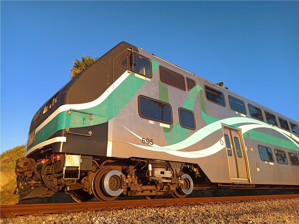 28962 De La Luna Drive