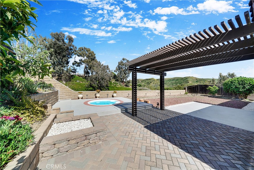 28962 De La Luna Drive