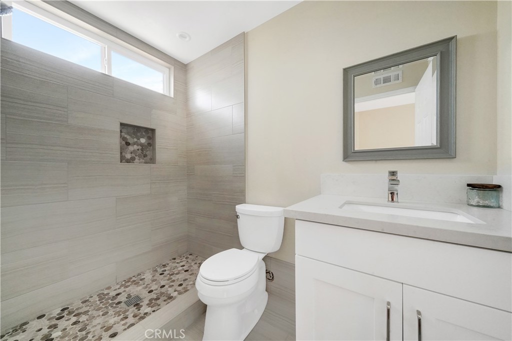 28962 De La Luna Drive