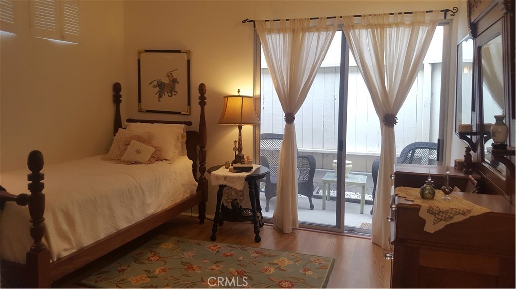 708 Narcissus Avenue