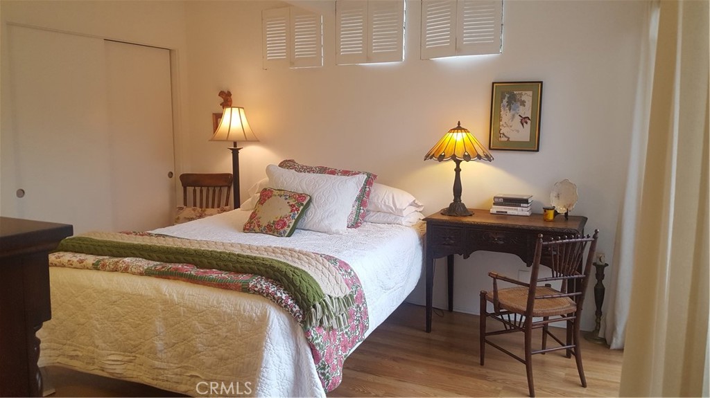 708 Narcissus Avenue