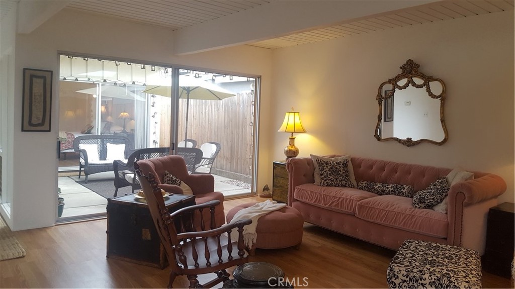 708 Narcissus Avenue