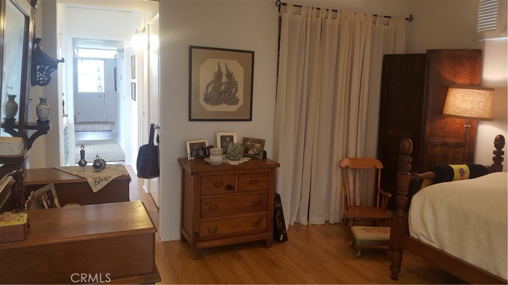 708 Narcissus Avenue