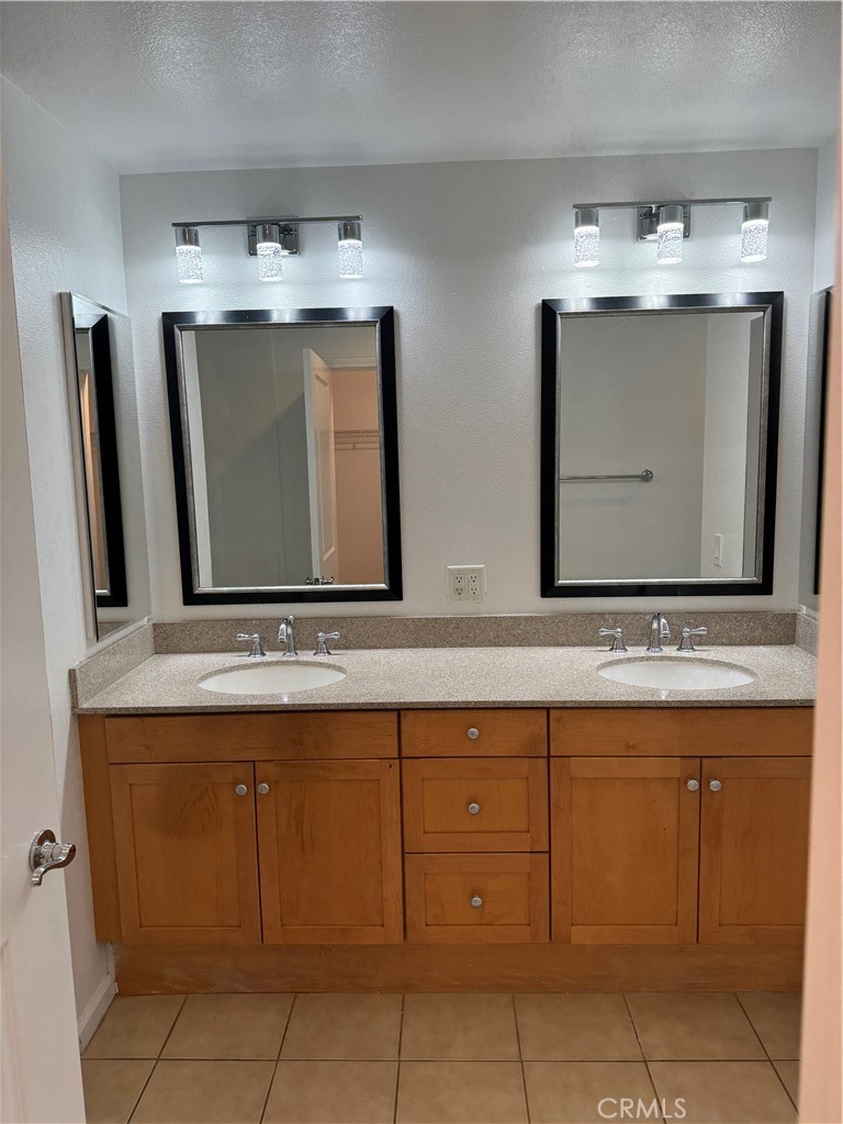 201 E Angeleno Avenue 315