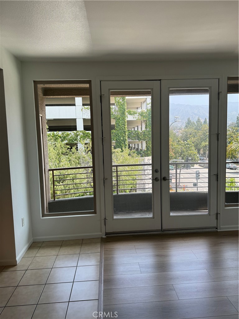 201 E Angeleno Avenue 315