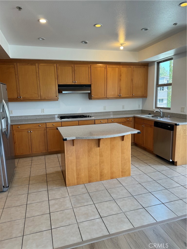 201 E Angeleno Avenue 315